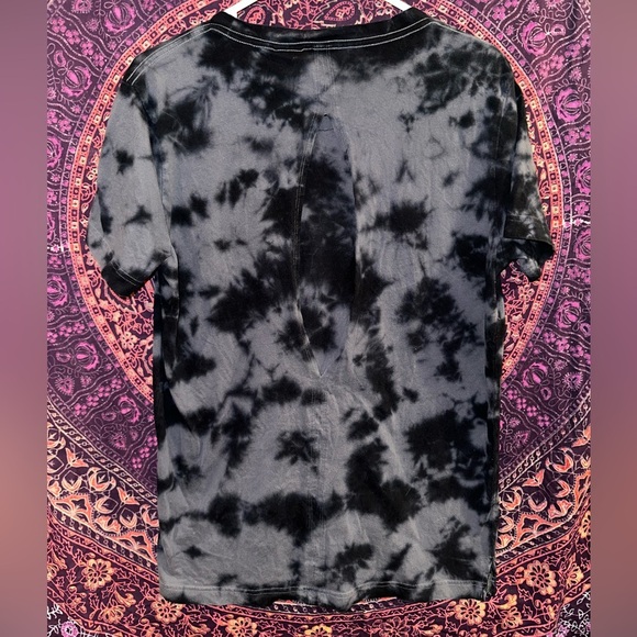 PINK Victoria's Secret Black Tie-Dye Tee with Cutout - Picture 3 of 5